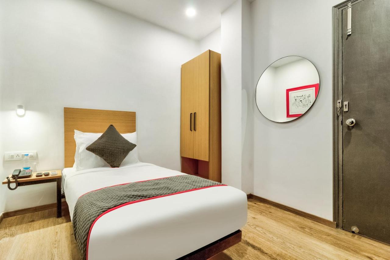 Oyo 78245 Collection O Hotel Crown Inn Navi Mumbai Exterior photo