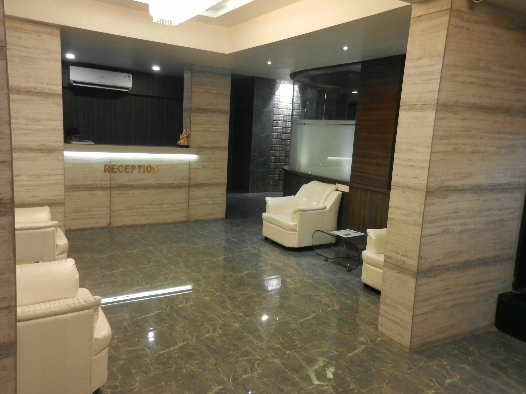 Oyo 78245 Collection O Hotel Crown Inn Navi Mumbai Exterior photo